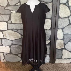 NWT size 24 Roz & Ali black dress